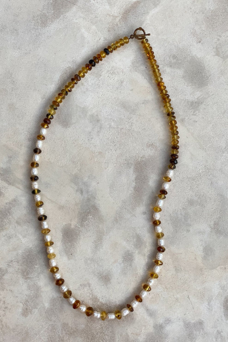 Amber & Long Pearl Choker - YEVA WORLD